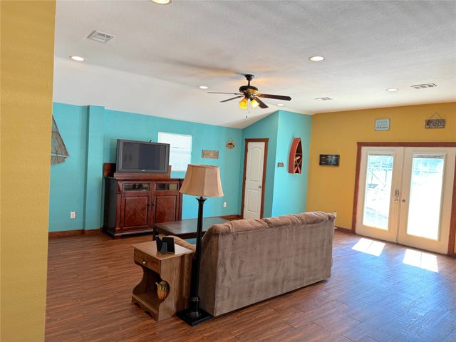 251 Dunn Drive, Palo Pinto, TX 76484