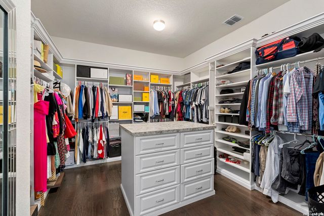 3130 Running Fawn, San Antonio, TX 78261