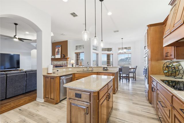 7915 Stone Ridge Drive, Northlake, TX 76247