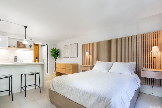 2425 Kuhio Avenue 309, Honolulu, HI 96815