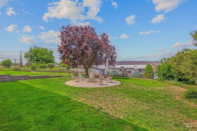 1445 28th Ave, Lewiston, ID 83501
