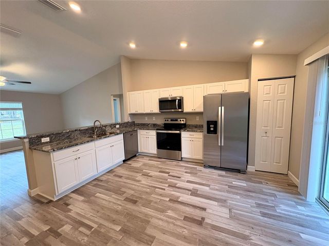 15705 SW 19TH AVENUE ROAD, Ocala, FL 34473