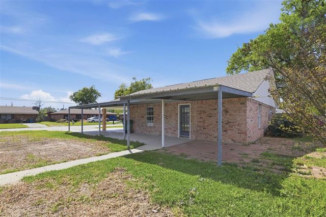 1700 Myrtle Street, Westlake, LA 70669