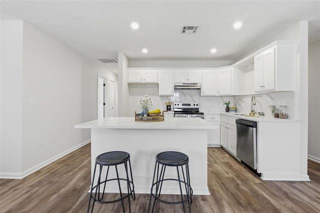 1700 Myrtle Street, Westlake, LA 70669