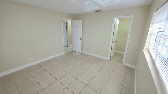 10390 NW 36th St, Coral Springs, FL 33065