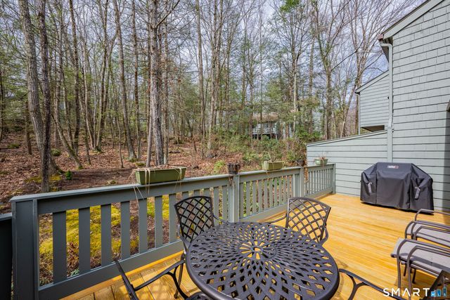 332 Ledge Drive 332, Torrington, CT 06790