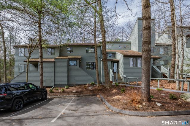 332 Ledge Drive 332, Torrington, CT 06790