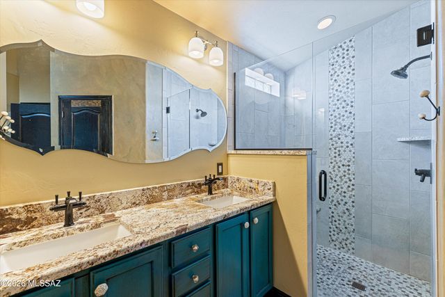 5370 W Arid Canyon Drive, Marana, AZ 85658