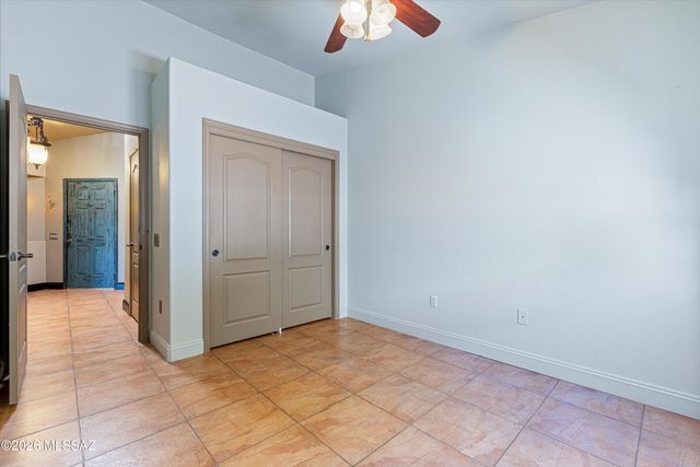 5370 W Arid Canyon Drive, Marana, AZ 85658