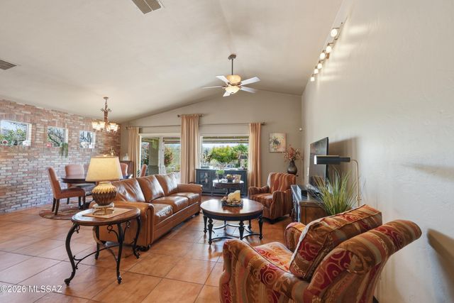 5370 W Arid Canyon Drive, Marana, AZ 85658