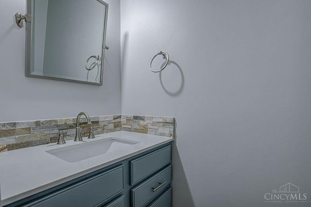 1111 Pond Ridge Circle, Ross Twp, OH 45013