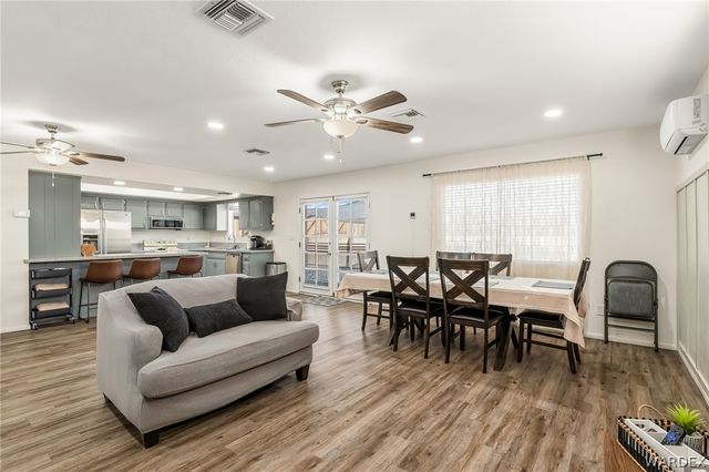 2434 Camino Del Rio, Bullhead City, AZ 86442