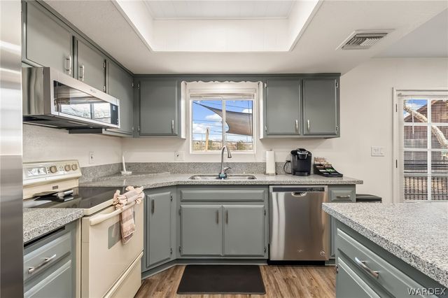 2434 Camino Del Rio, Bullhead City, AZ 86442