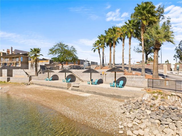 2434 Camino Del Rio, Bullhead City, AZ 86442