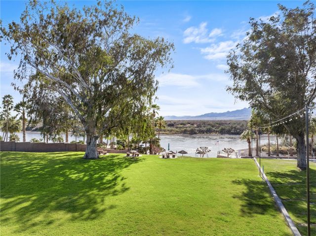 2434 Camino Del Rio, Bullhead City, AZ 86442