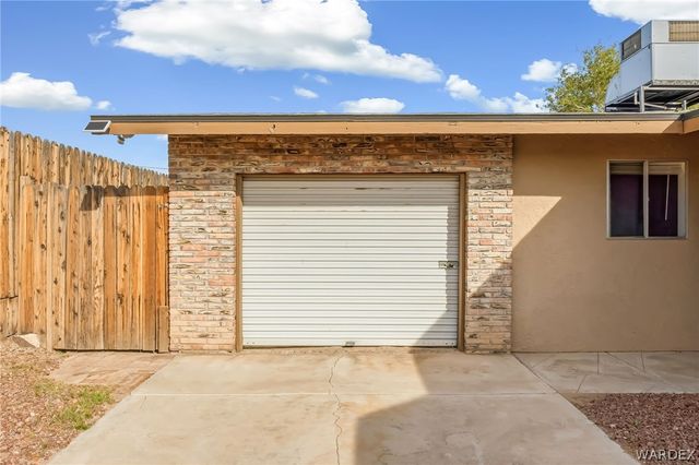 2434 Camino Del Rio, Bullhead City, AZ 86442