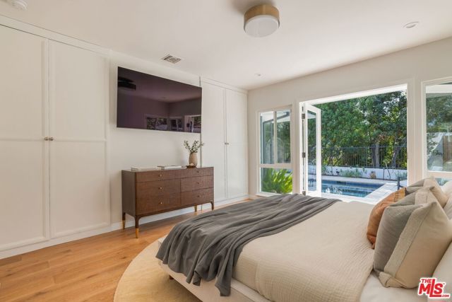 11349 Canton Drive, Studio City (los Angeles), CA 91604