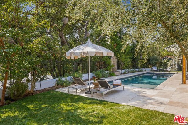 11349 Canton Drive, Studio City (los Angeles), CA 91604