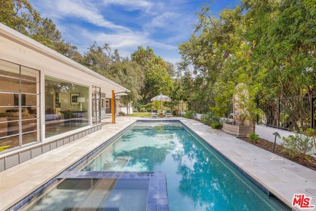 11349 Canton Drive, Studio City (los Angeles), CA 91604