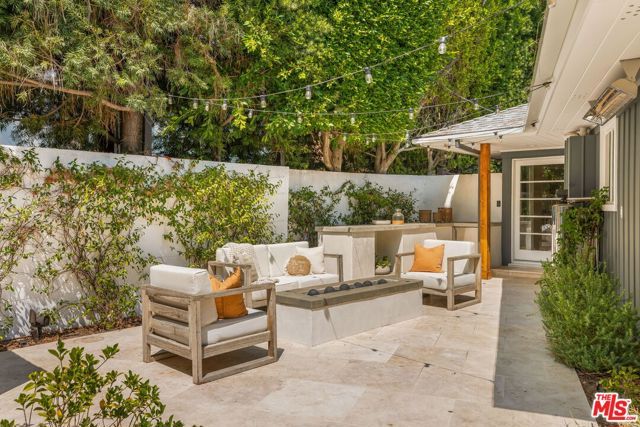 11349 Canton Drive, Studio City (los Angeles), CA 91604