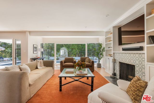 11349 Canton Drive, Studio City (los Angeles), CA 91604