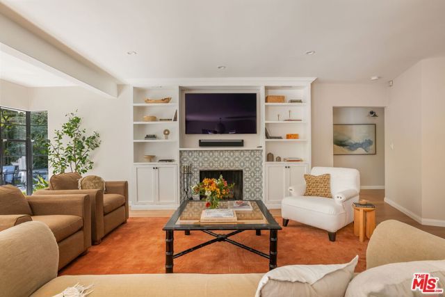 11349 Canton Drive, Studio City (los Angeles), CA 91604