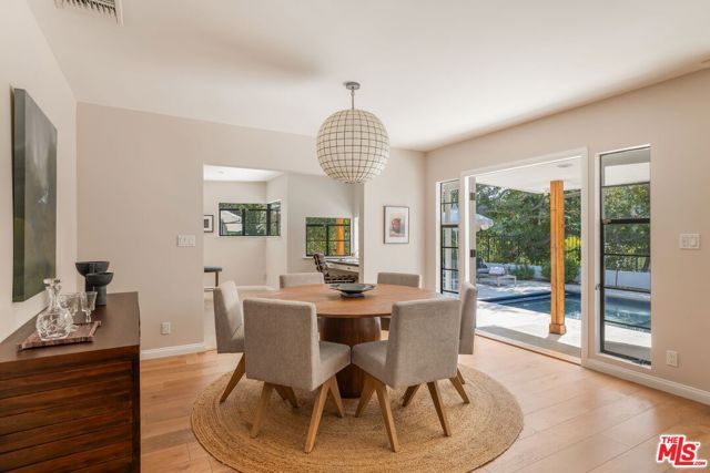 11349 Canton Drive, Studio City (los Angeles), CA 91604