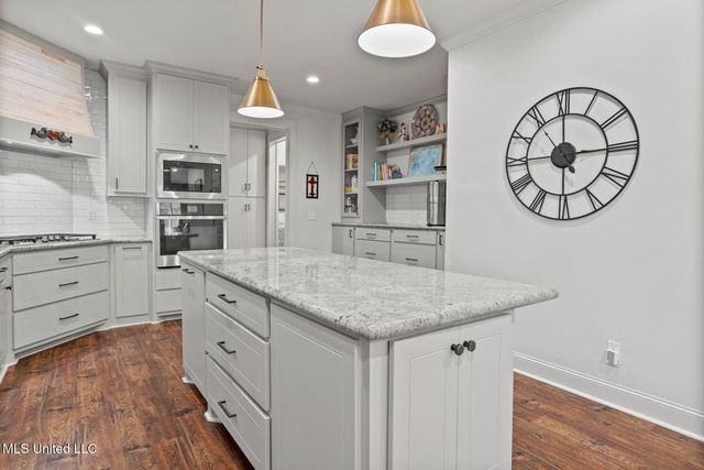 842 Long Leaf Circle, Brandon, MS 39042