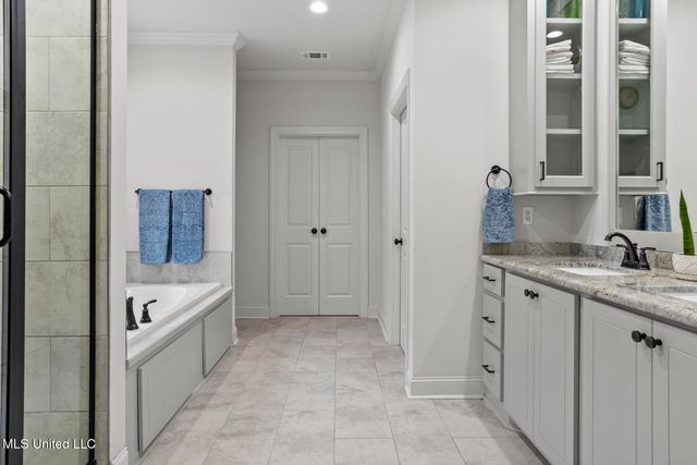 842 Long Leaf Circle, Brandon, MS 39042