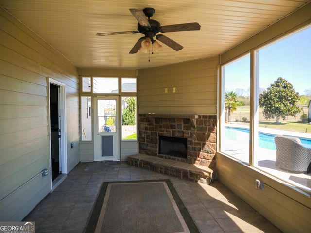 151 Rockhouse Ridge, Senoia, GA 30276