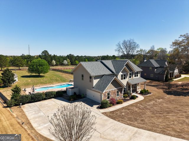 151 Rockhouse Ridge, Senoia, GA 30276