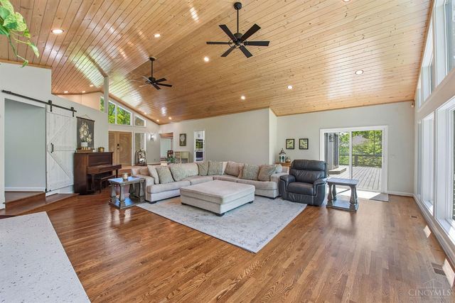 183 Congress Run Road, Wyoming, OH 45215