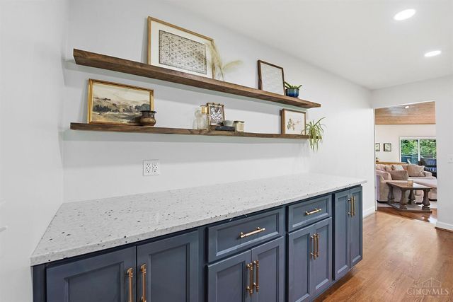 183 Congress Run Road, Wyoming, OH 45215