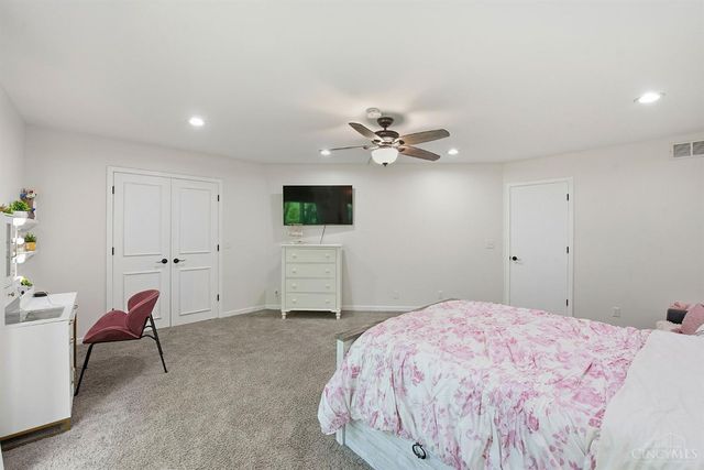 183 Congress Run Road, Wyoming, OH 45215