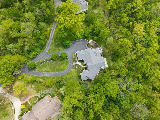 183 Congress Run Road, Wyoming, OH 45215