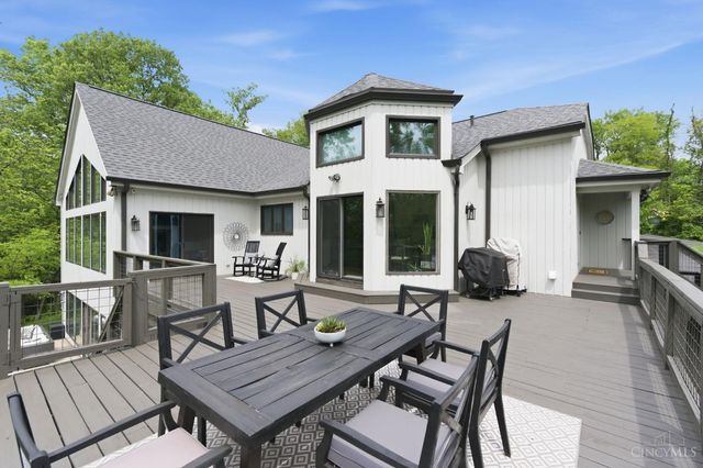 183 Congress Run Road, Wyoming, OH 45215