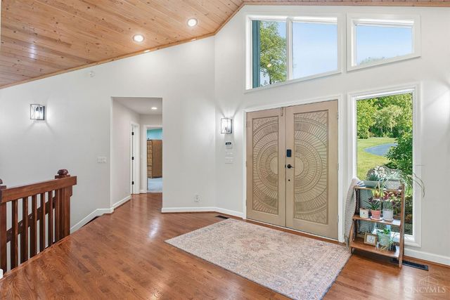 183 Congress Run Road, Wyoming, OH 45215