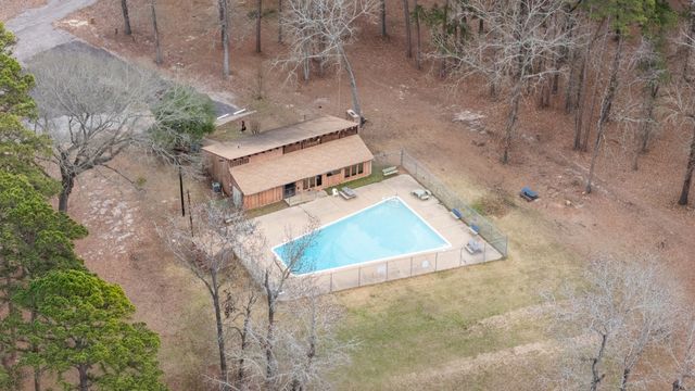 335 Perdanales Drive, Bullard, TX 75757