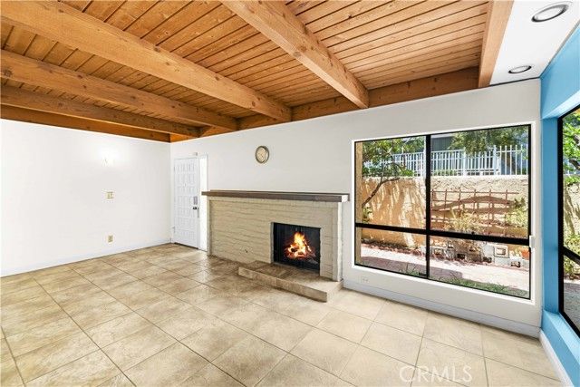 10126 Reseda 121, Northridge (los Angeles), CA 91324