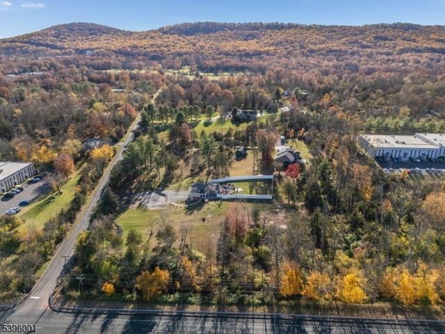 417 Mountain Rd, Readington Twp., NJ 08833