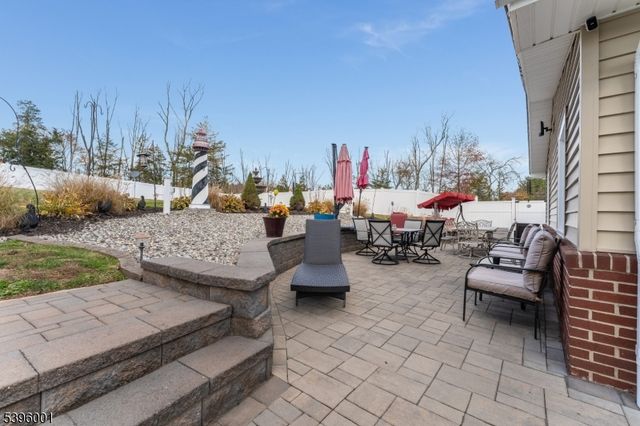 417 Mountain Rd, Readington Twp., NJ 08833