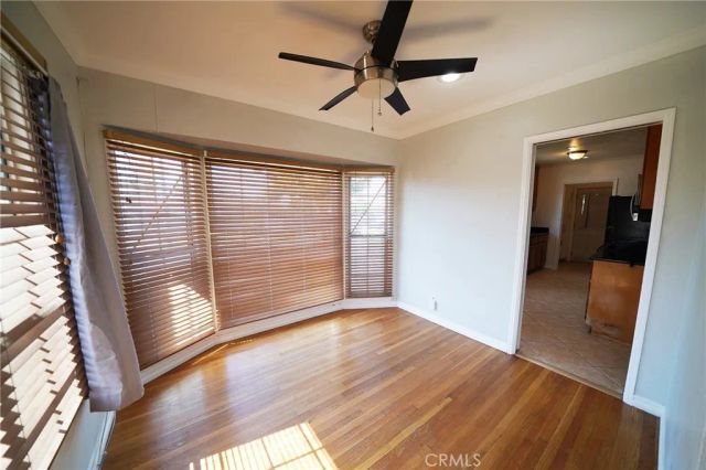 13719 S San Pedro, Los Angeles, CA 90061