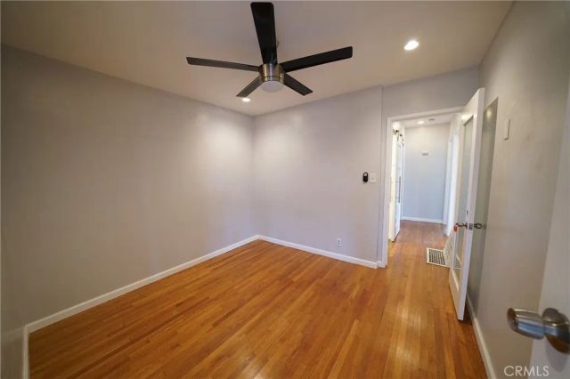 13719 S San Pedro, Los Angeles, CA 90061