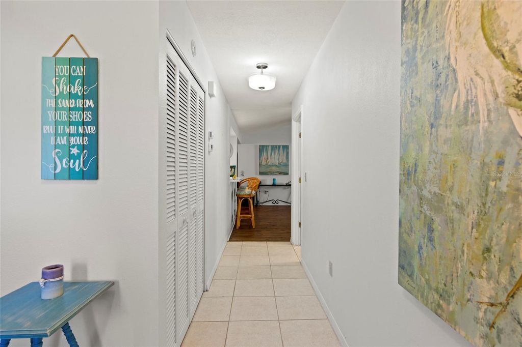 Image 4 of property listing at 3110 57TH AVENUE CIRCLE E, Bradenton, FL 34203