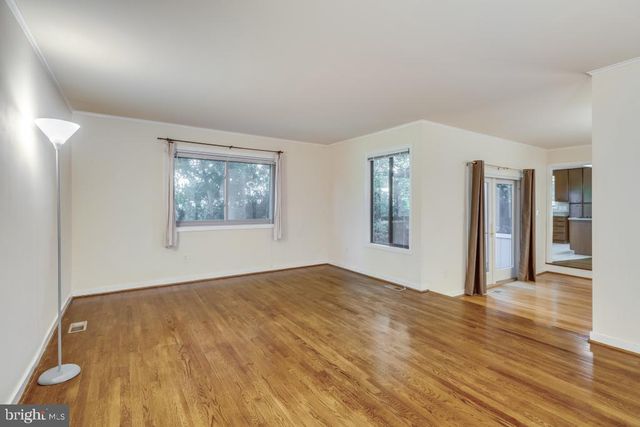 7220 VISTAS LN, Mclean, VA 22101