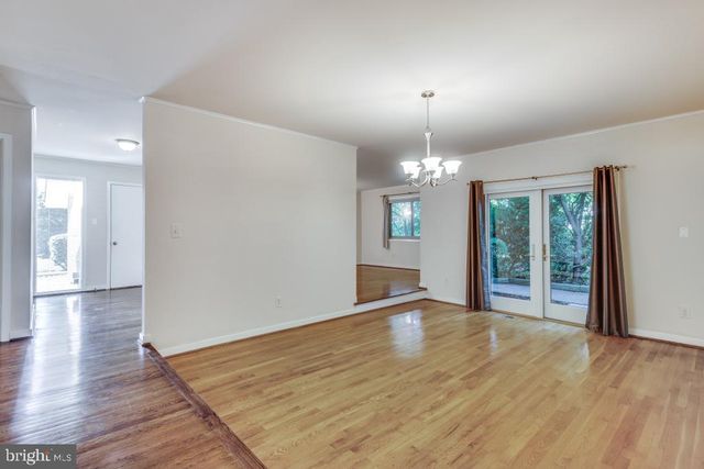 7220 VISTAS LN, Mclean, VA 22101