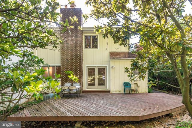 7220 VISTAS LN, Mclean, VA 22101