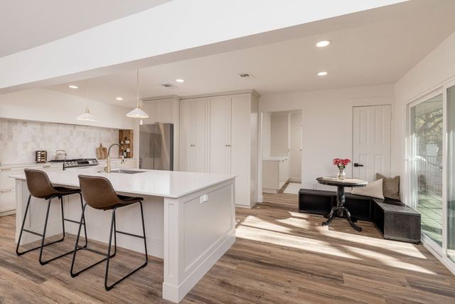 2109 Prestonwood Drive, Arlington, TX 76012