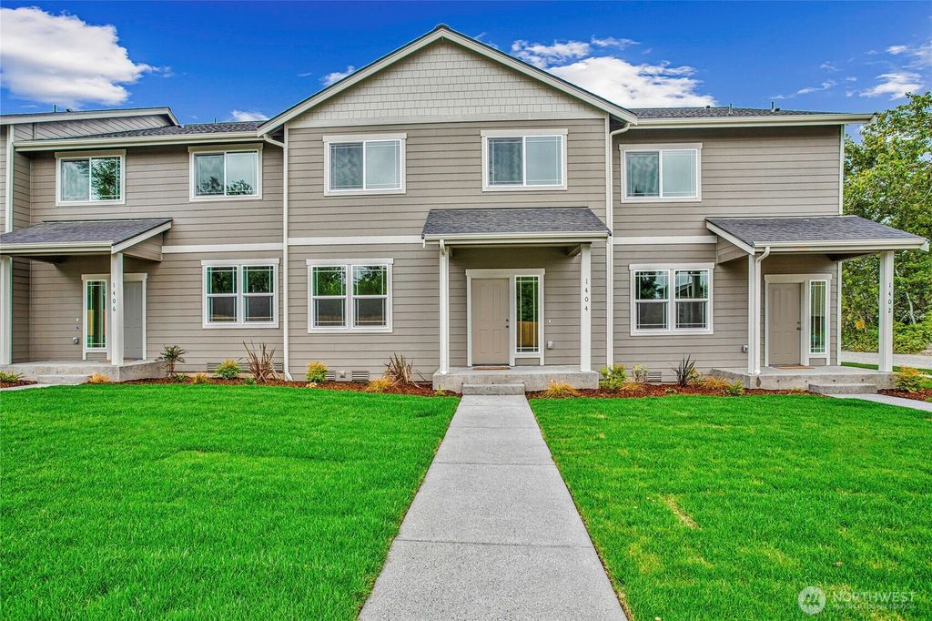 1404 E 51st Street, Tacoma, WA 98404