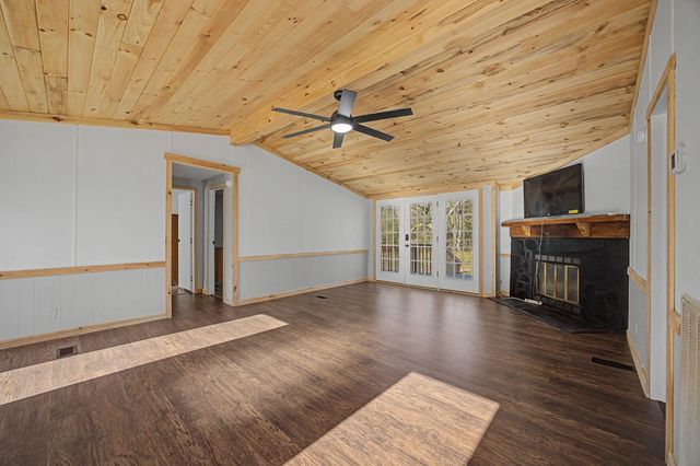 206 County Road 208, Athens, TN 37303